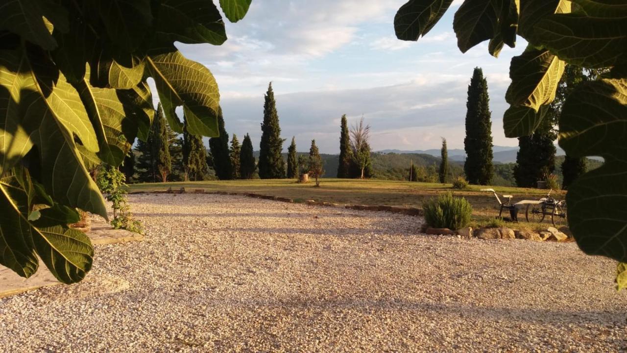 Le Terre Di Caprano Hotel Citta di Castello Luaran gambar